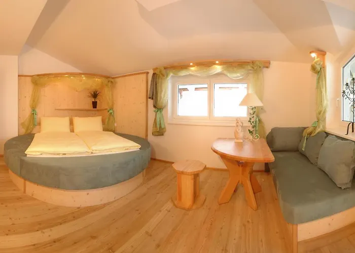 Bed&Breakfast Landhaus Strasser Söll